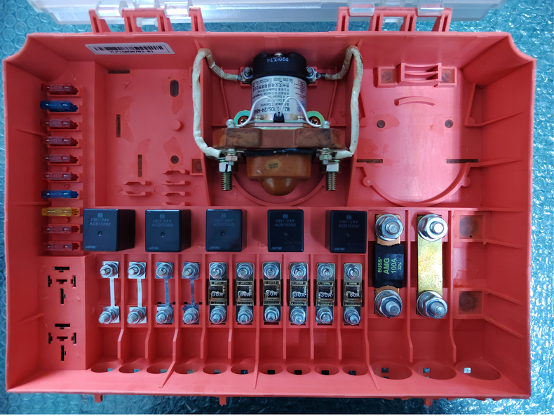 YLP0710-2型電源箱